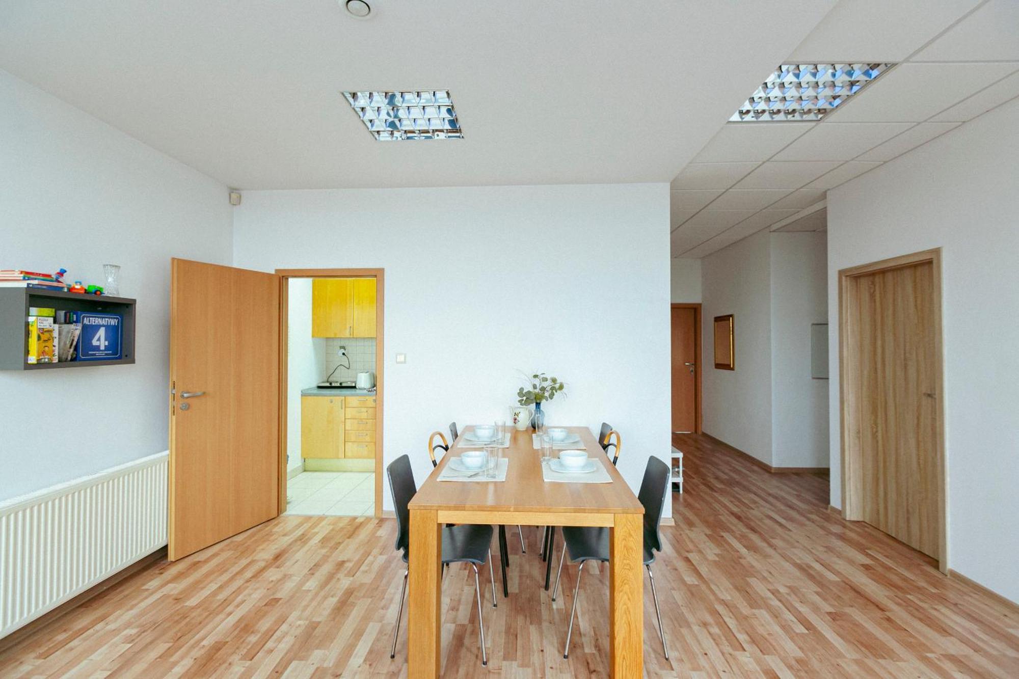 Hostel Metro Kabaty Warsaw Ngoại thất bức ảnh