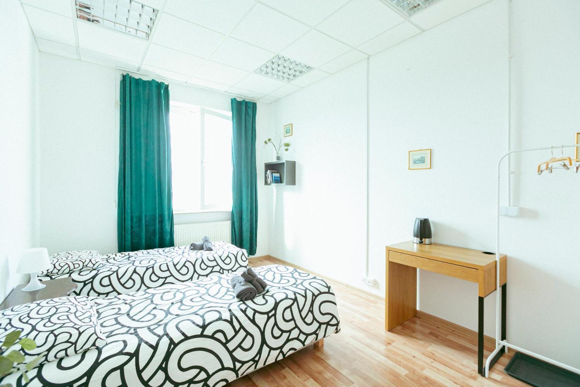 Hostel Metro Kabaty Warsaw Ngoại thất bức ảnh