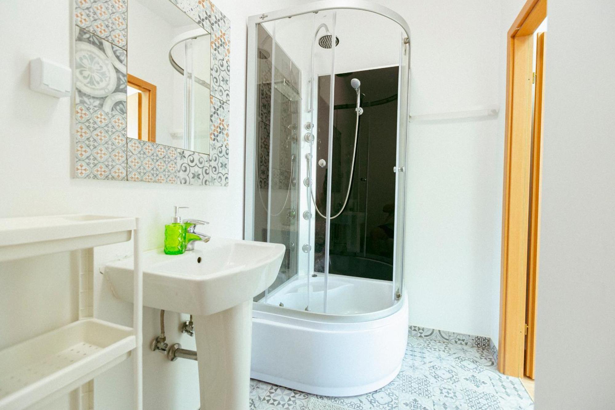 Hostel Metro Kabaty Warsaw Ngoại thất bức ảnh