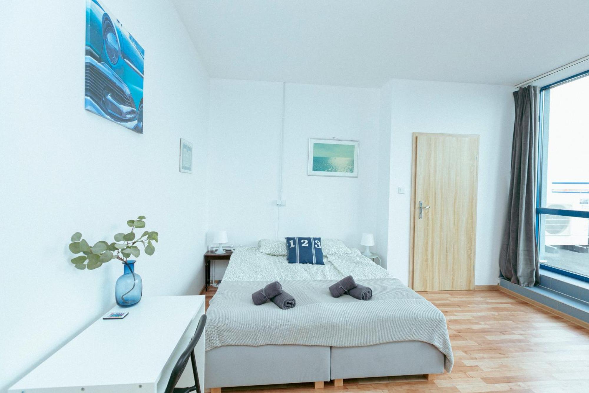 Hostel Metro Kabaty Warsaw Ngoại thất bức ảnh